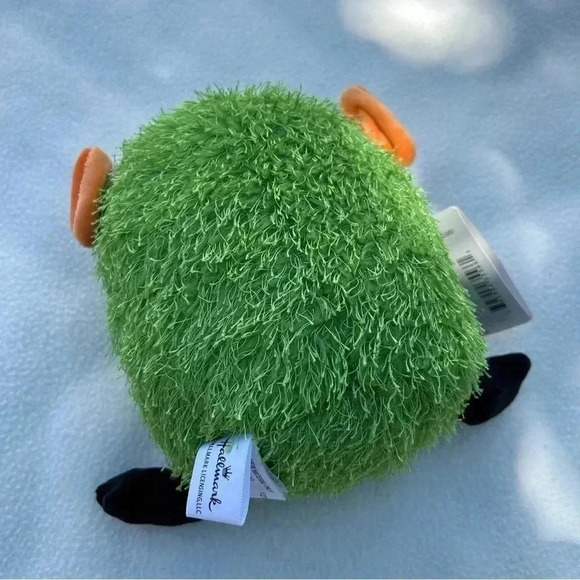 Hallmark  Snot Nice Monster Green Stuffed Plush Talk Pick Nose Halloween New - Picture 3 of 4